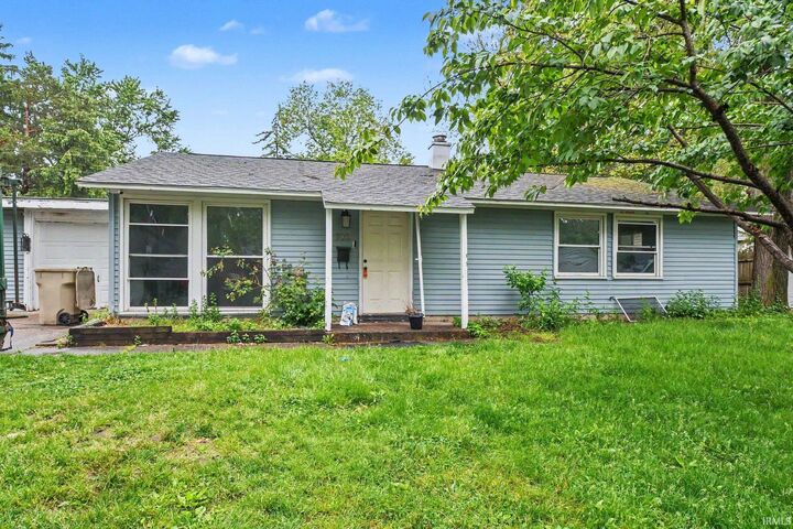 Property Photo:  710 Patterson Drive  IN 46615-3320 