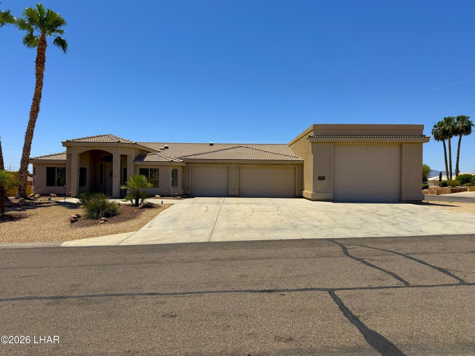 Property Photo:  3722 Mission Way  AZ 86406 