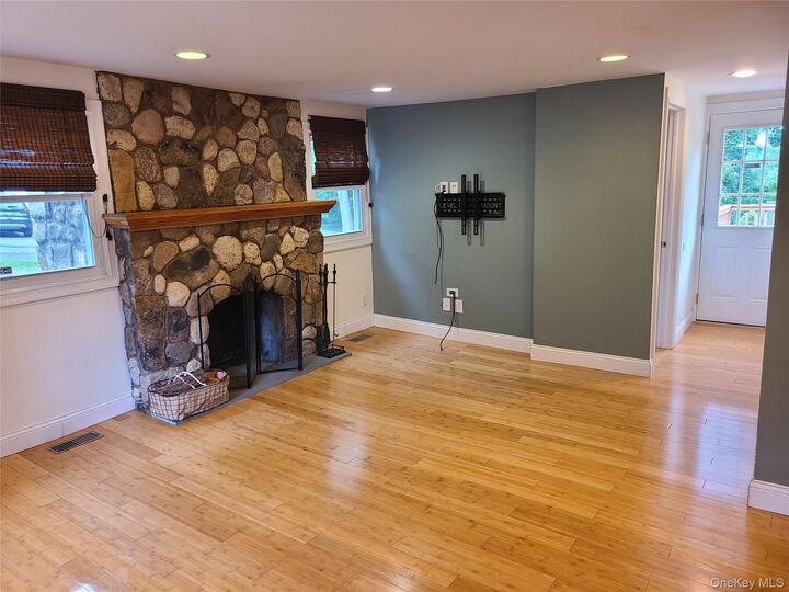 Property Photo: 55 S Hill Road NY 10567