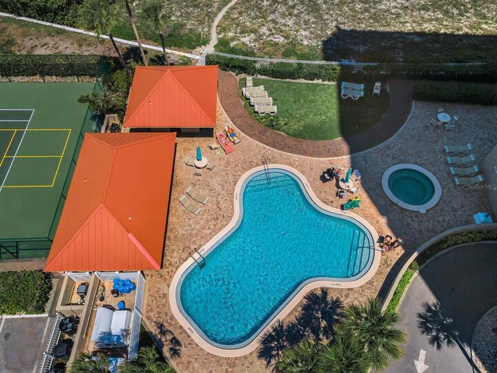 Property Photo:  1290 Gulf Boulevard 2003  FL 33767 