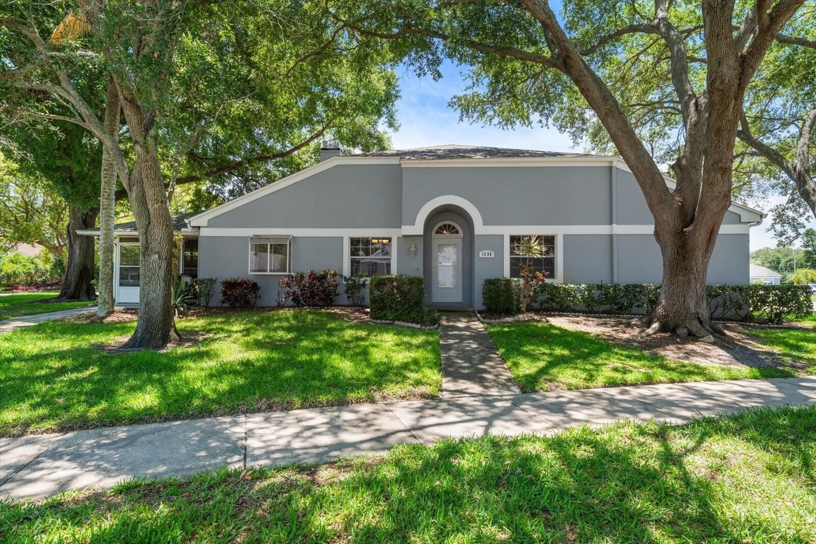 Property Photo:  1334 Wickford Street  FL 34695 