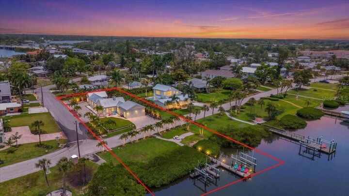 Property Photo: 216 Sunrise Drive FL 34275
