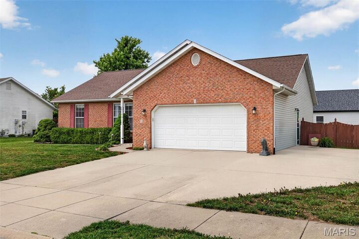 Property Photo: 50 Willow Lane IL 62249