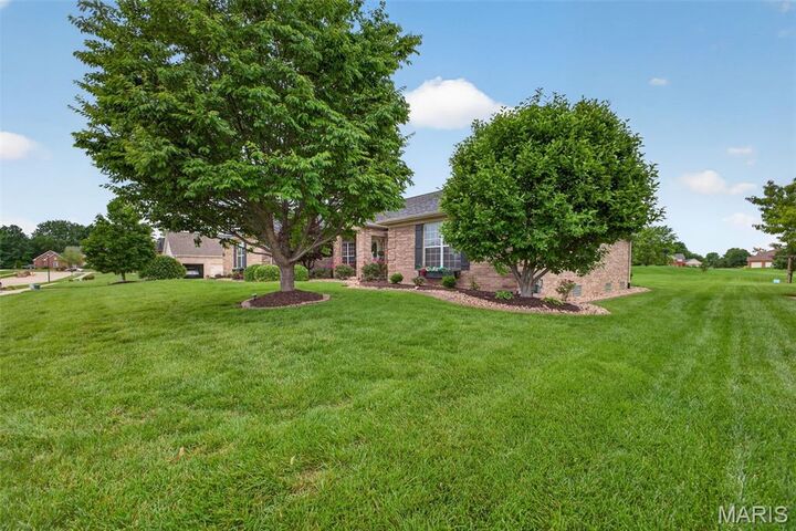 Property Photo: 1413 Merganser Boulevard IL 62226