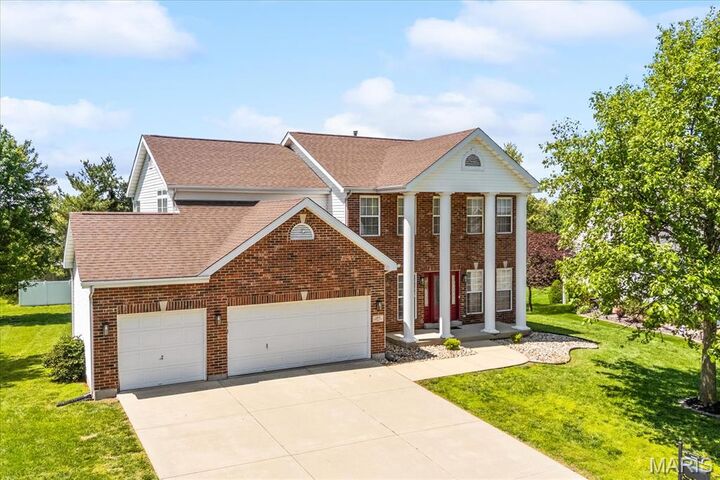 Property Photo:  1401 Double Eagle Circle  IL 62220 
