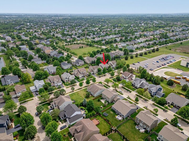 Property Photo: 247 Pawtucket Avenue IL 60124