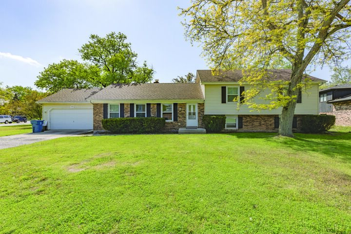 Property Photo: 944 Carol Lane IL 60417