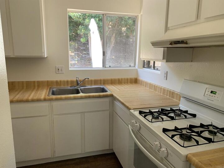 Property Photo:  4554 Quailridge Drive  CA 92056 