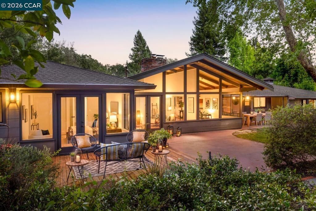 Property Photo:  1125 Glen Rd  CA 94549 