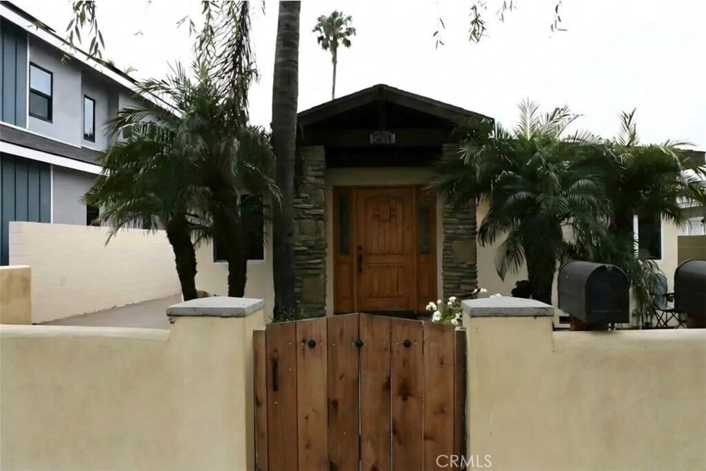 Property Photo:  5138 W 135th  CA 90250 