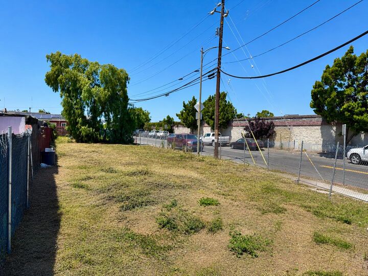 Property Photo:  0 East Court  CA 95112 