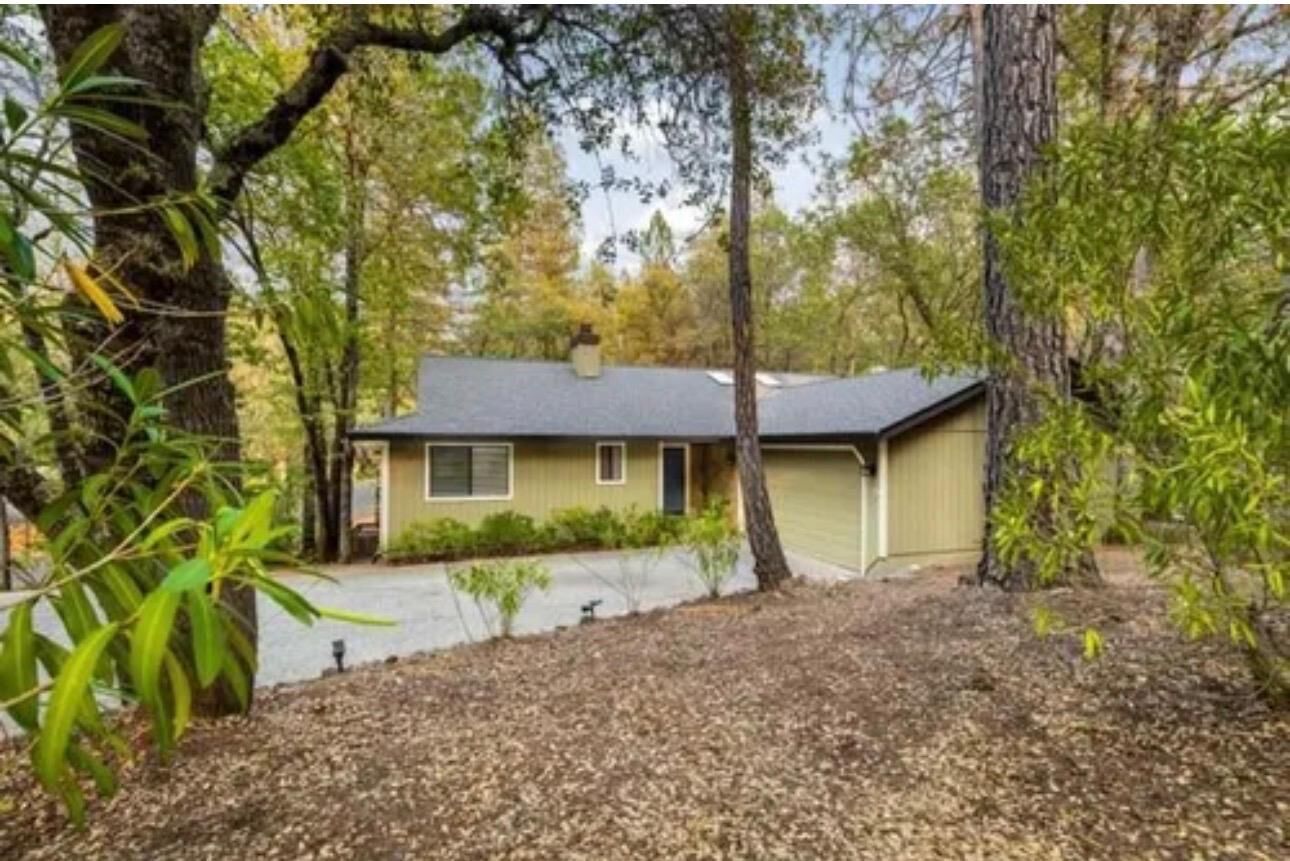Property Photo:  19373 Explorer Court  CA 95946 