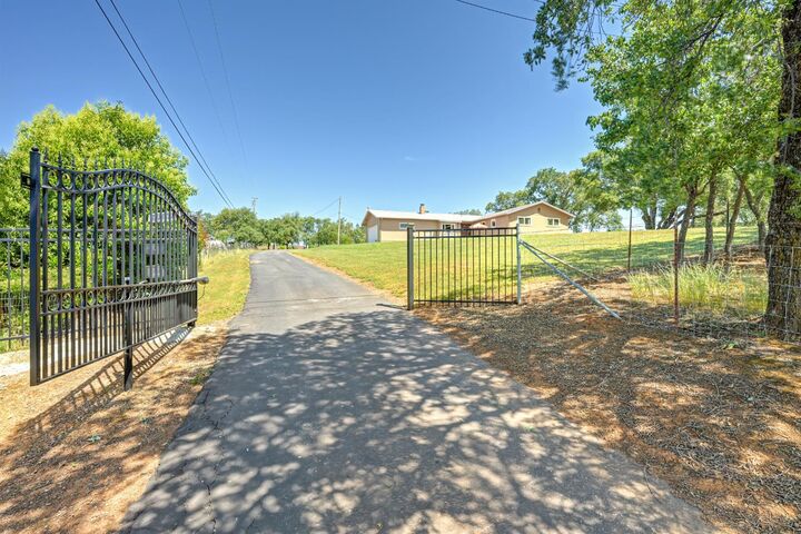 Property Photo: 2750 Briarwood Lane CA 95603