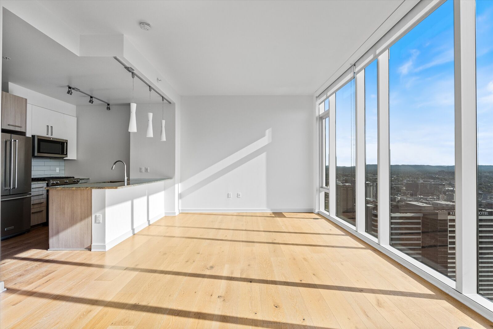 Property Photo: 515 Church St 4209 TN 37219