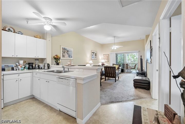 Property Photo: 4500 Botanical Place Circle 4 FL 34112