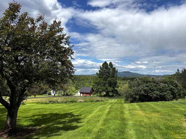 Property Photo:  9 Tillinghast Road  NH 03260 