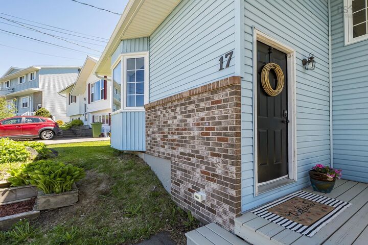 Property Photo:  17 Noria Crescent  NS B4E 2M1 