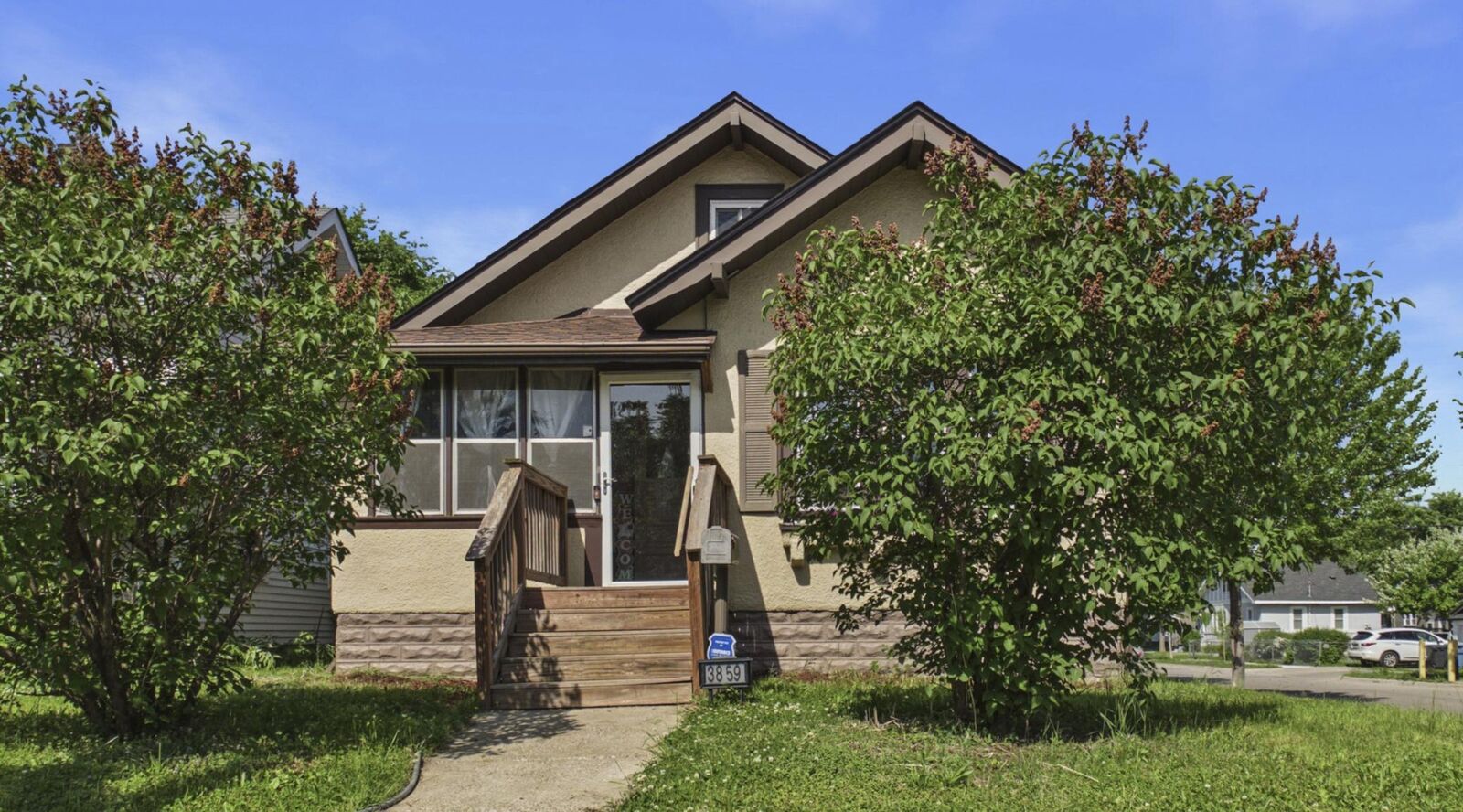 Property Photo: 3859 Bryant Avenue N MN 55412