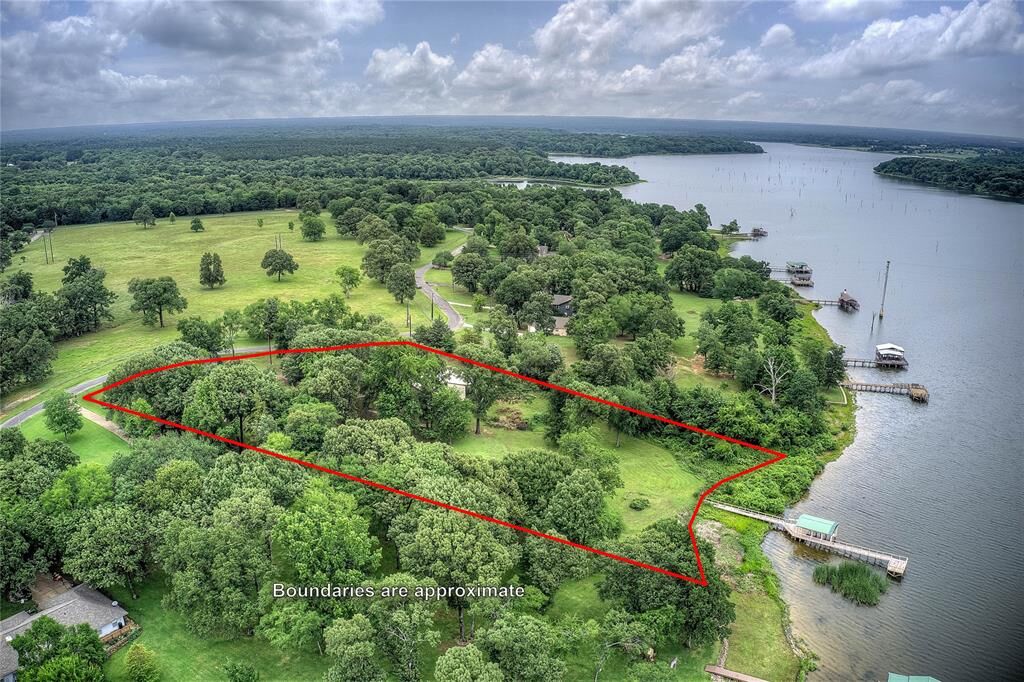 Property Photo:  1605 County Road 1785  TX 75497 