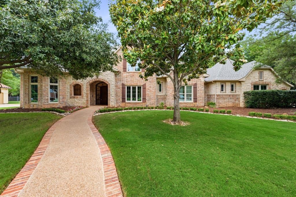 Property Photo:  5100 Clear Creek Drive  TX 75022 