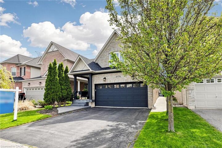 4176 Saunders Crescent — photo 1
