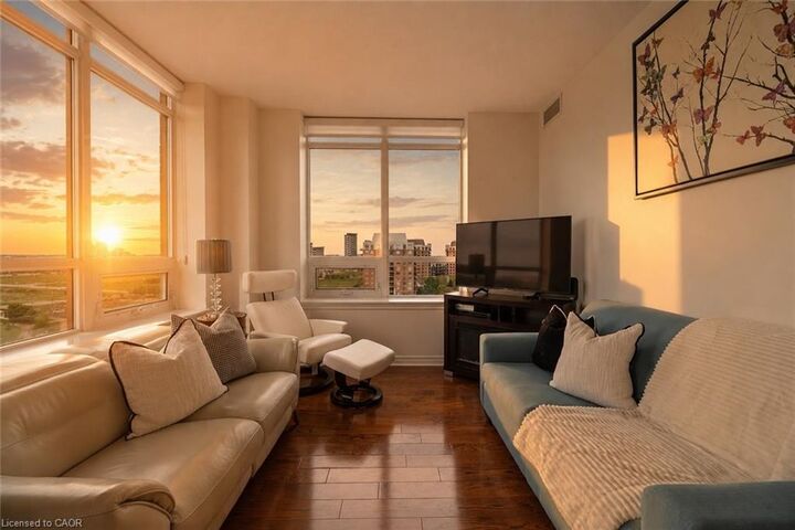Property Photo:  2325 Central Park Drive 1103  ON L6H 0E2 