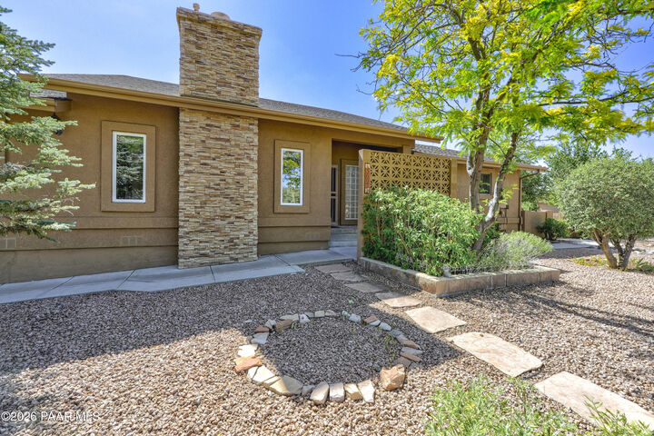 Property Photo:  5697 N Honeysuckle Road  AZ 86305 