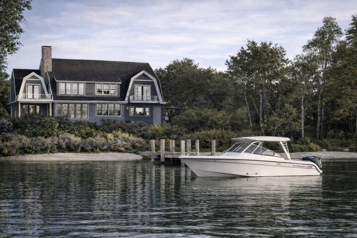 Property Photo:  389 Monomoscoy Rd  MA 02649 