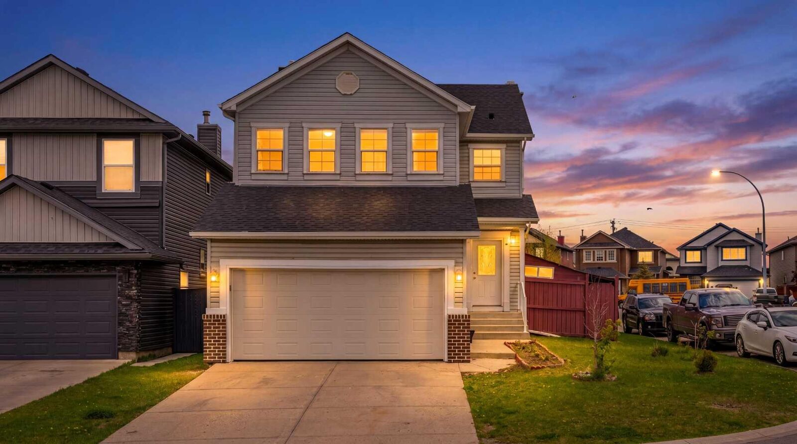 Property Photo:  286 Marthas Manor NE  AB T3J 4Y6 