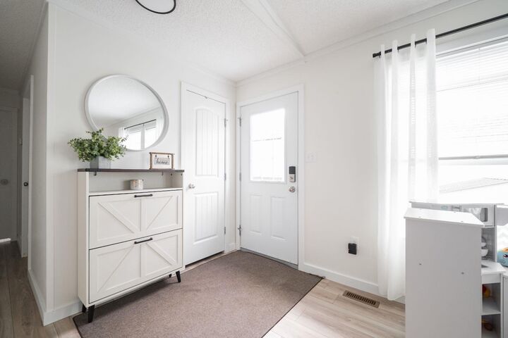 Property Photo:  280 Caouette Crescent  AB T9K 2H9 