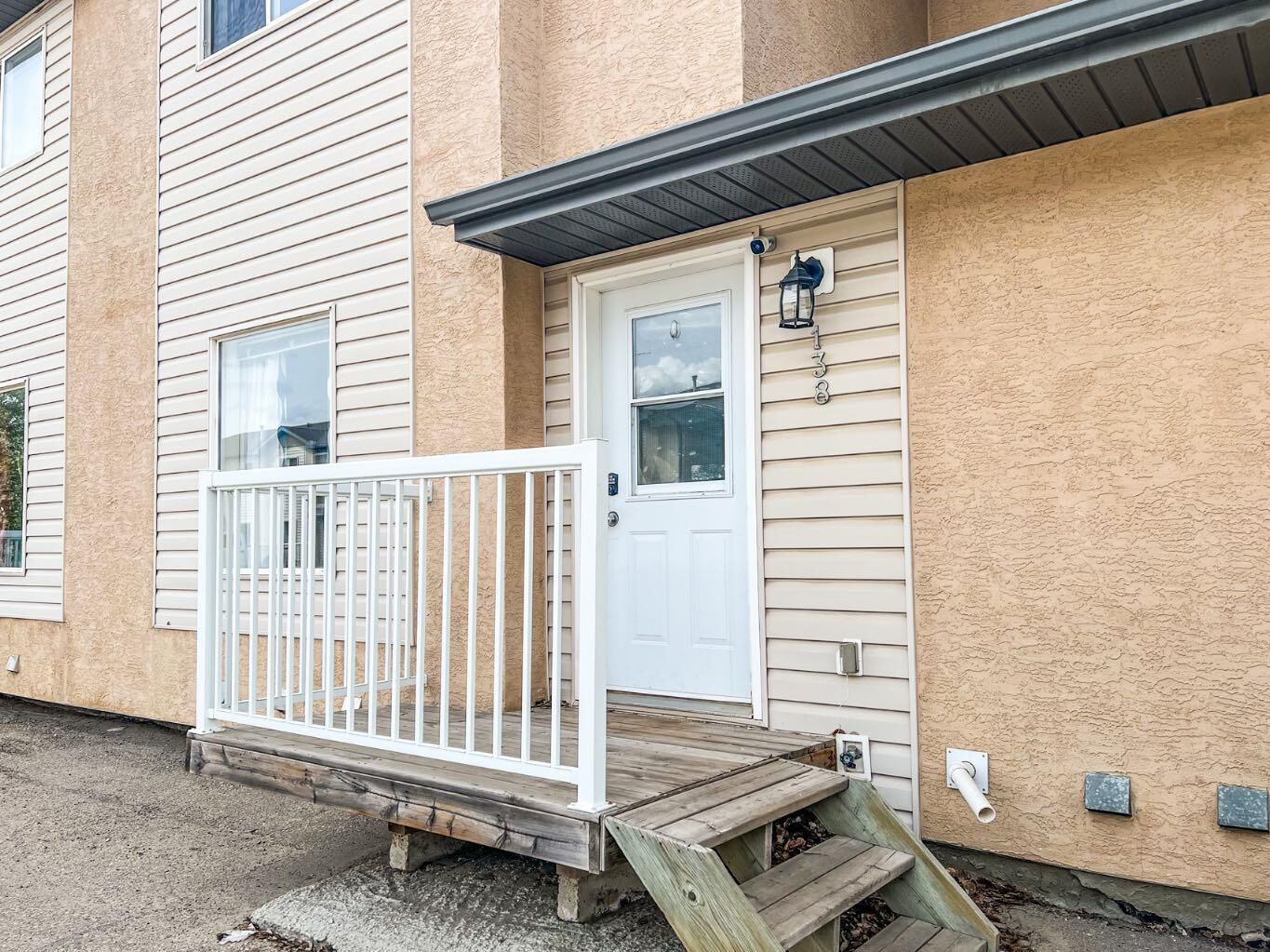Property Photo:  10150 121 Avenue 138  AB T8V 8H2 
