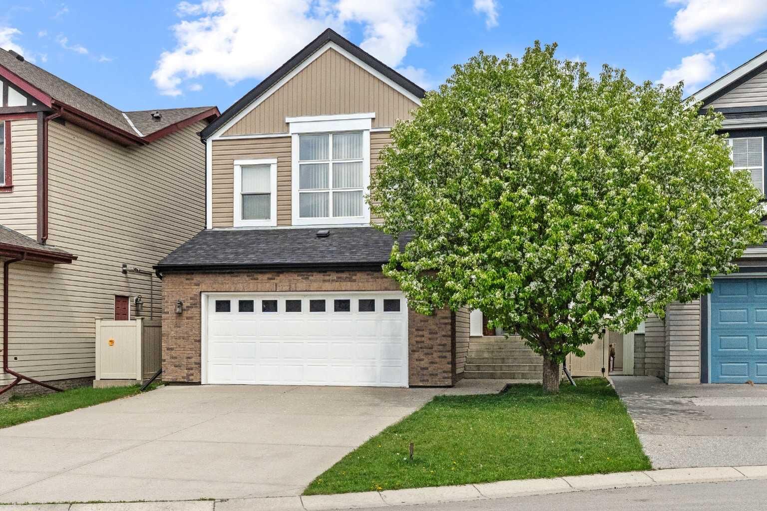 Property Photo: 137 Copperleaf Bay SE AB T2Z 0J2