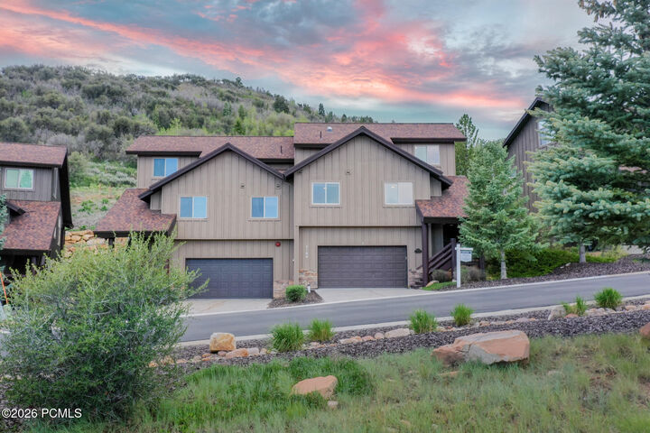 Property Photo:  5100 Cove Canyon Drive B  UT 84098 