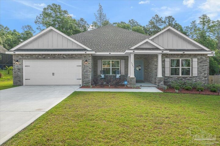 Property Photo: 5084 Sanborn Dr FL 32570