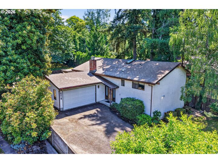 Property Photo:  9316 SW 8th Dr  OR 97219 