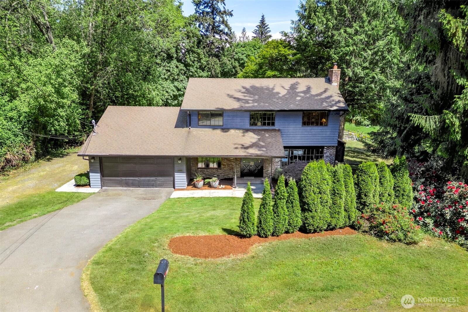 Property Photo:  4434  137th Avenue NE  WA 98005 