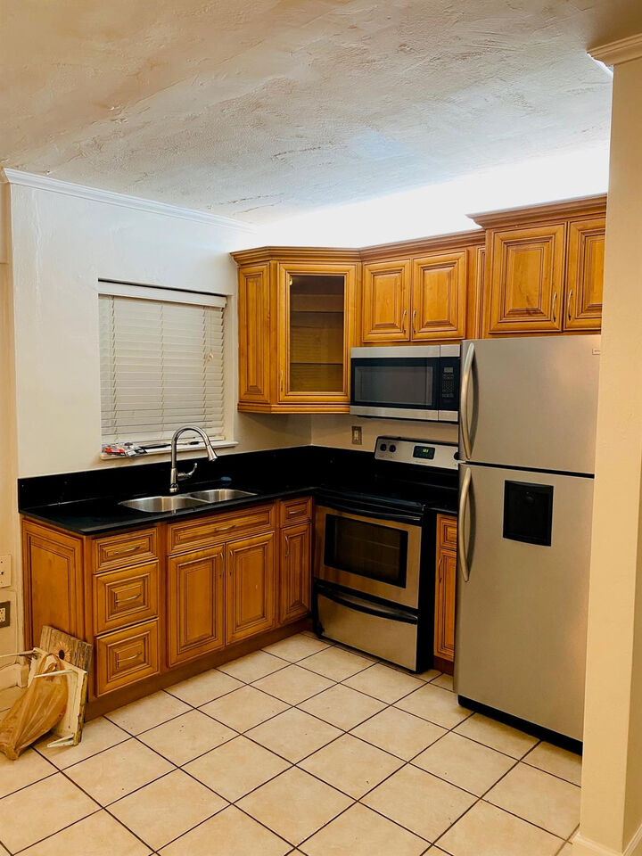 Property Photo: 1301 N 12th Court 12A FL 33019