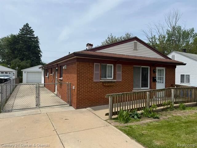 Property Photo:  5665 Nightingale Street  MI 48127 