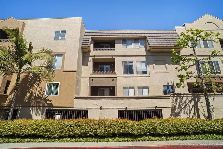 Property Photo:  3440 Lebon Dr 4110  CA 92122 
