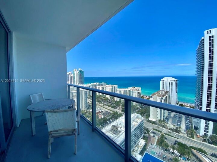 Property Photo: 4010 S Ocean Dr R2607 FL 33019