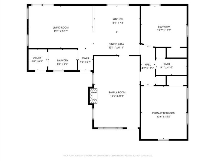 Property Photo: 609 N Elm Street N LA 70591