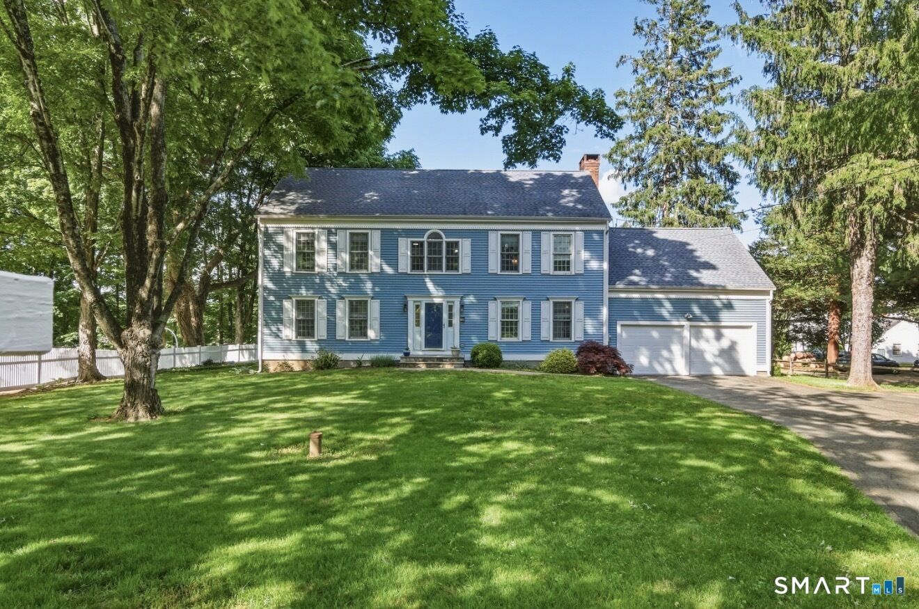 Property Photo:  941 Nut Plains Road  CT 06437 