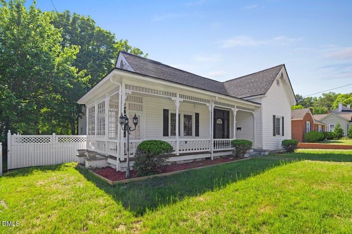 Property Photo: 305 Broad Street NC 27565