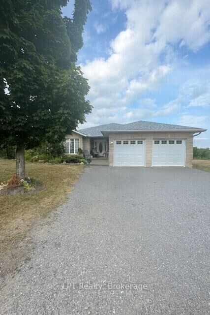 Property Photo: 680 Trailview Drive ON K9J 8P1