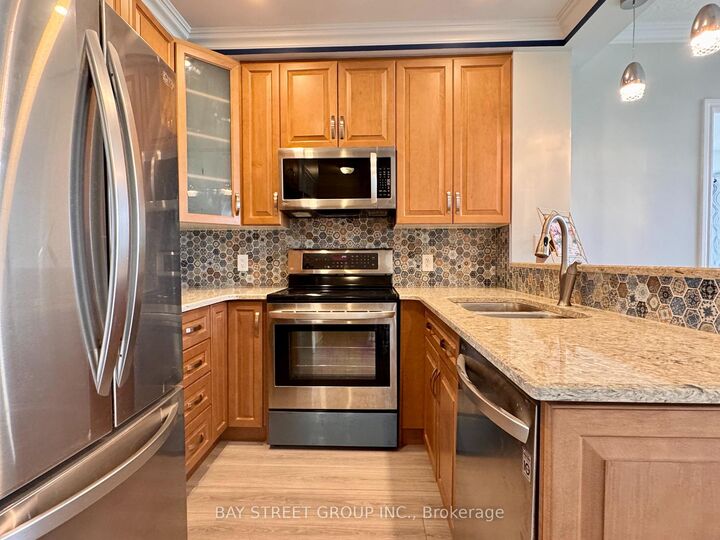 Property Photo: 133 Wynford Drive 1008 ON M3C 0J5