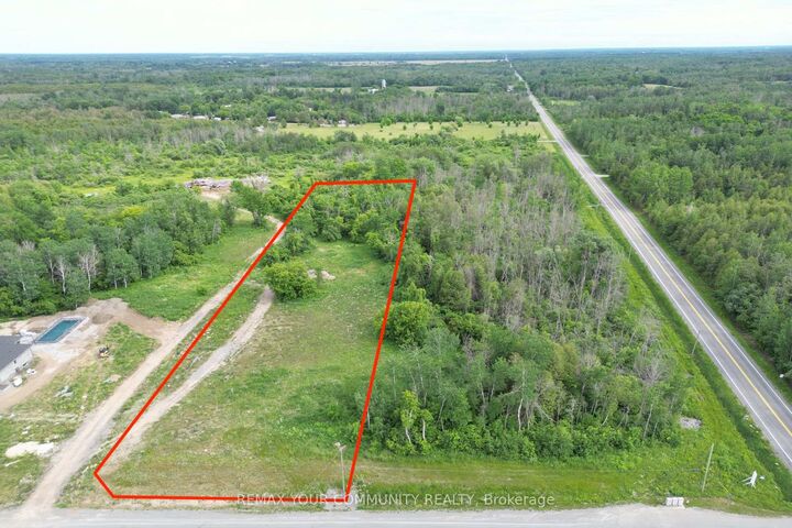 Property Photo: 6212 Nick Adams Road 17 ON K4P 1H2