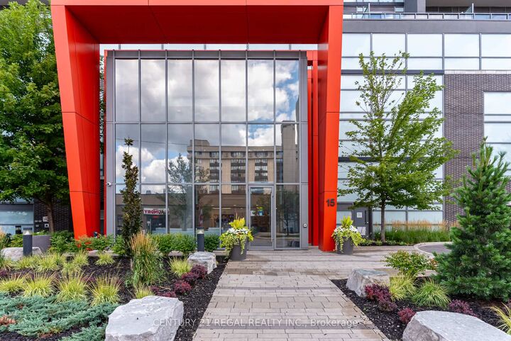 Property Photo:  15 James Finlay Way 710  ON M3M 0B3 