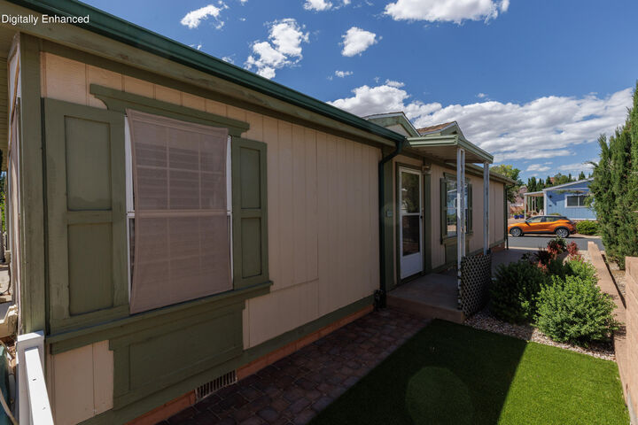 Property Photo:  1526 N Dixie Downs Rd 49  UT 84770 