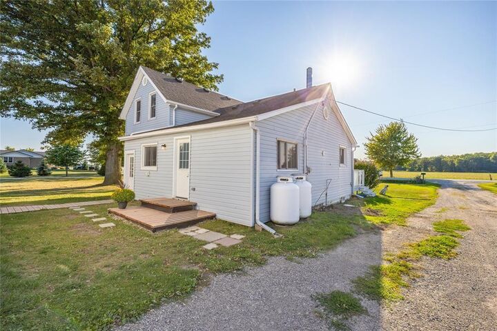 Property Photo: 1224 Brigden Road ON N0P 2H0