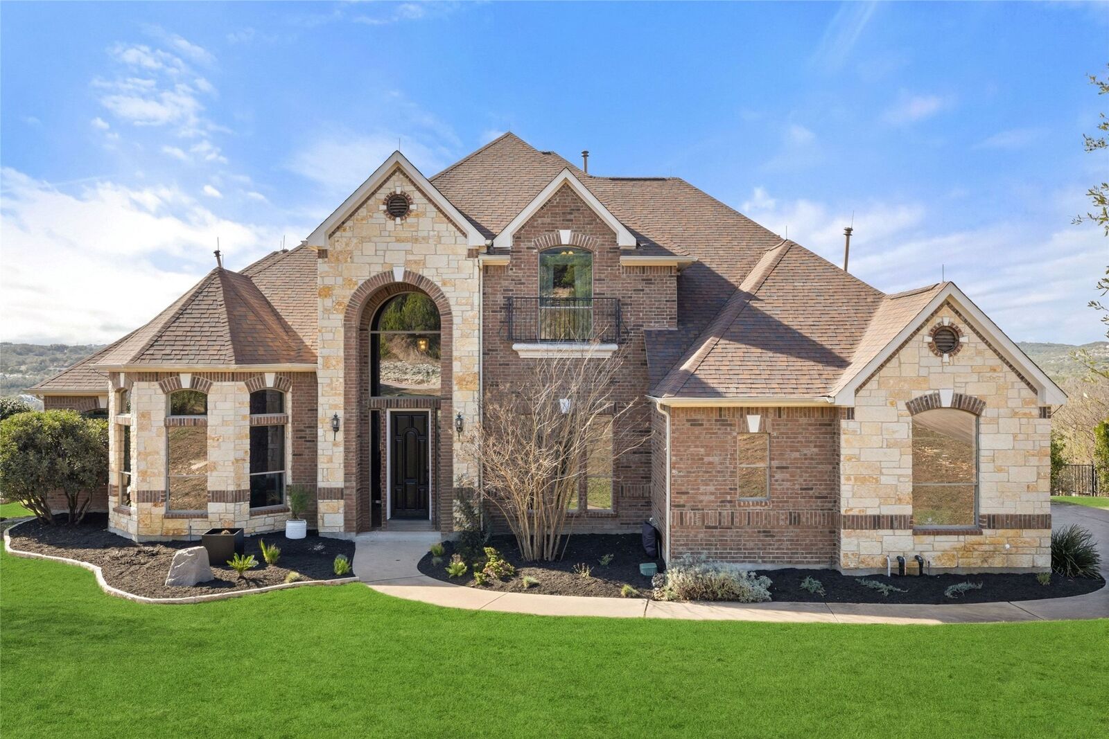 Property Photo:  2702 Lakehurst Road  TX 78669 